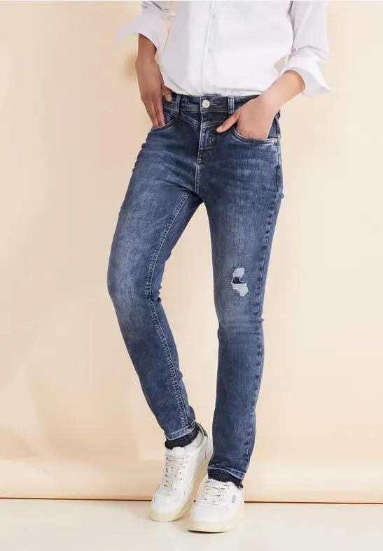 Slim fit jeans