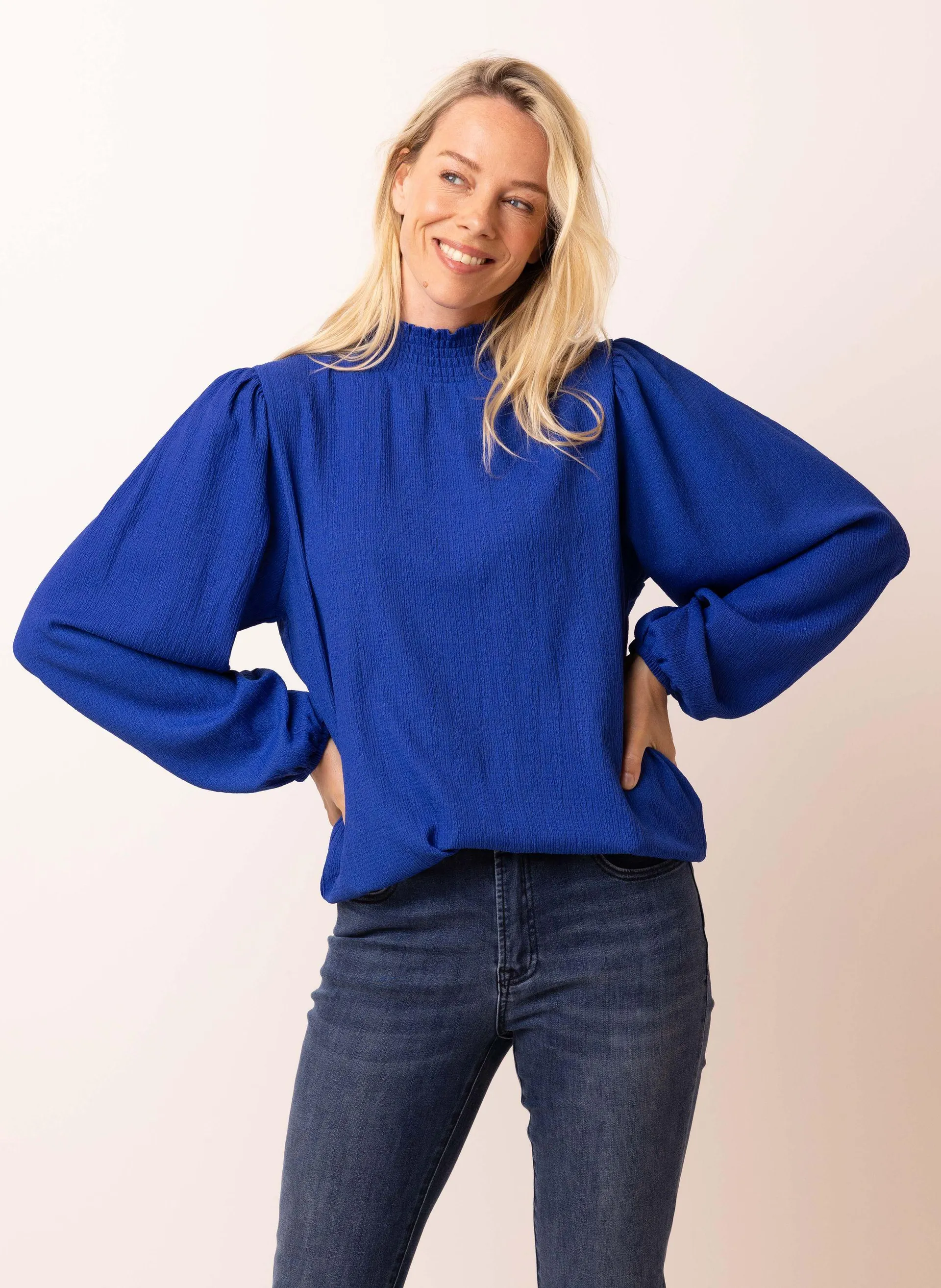 Kobaltblauwe blouse met col