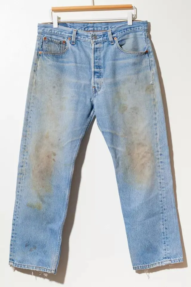 Vintage 1980s Made in USA Levi’s® 501 Button Fly 33" x 27" Distressed Denim Jeans