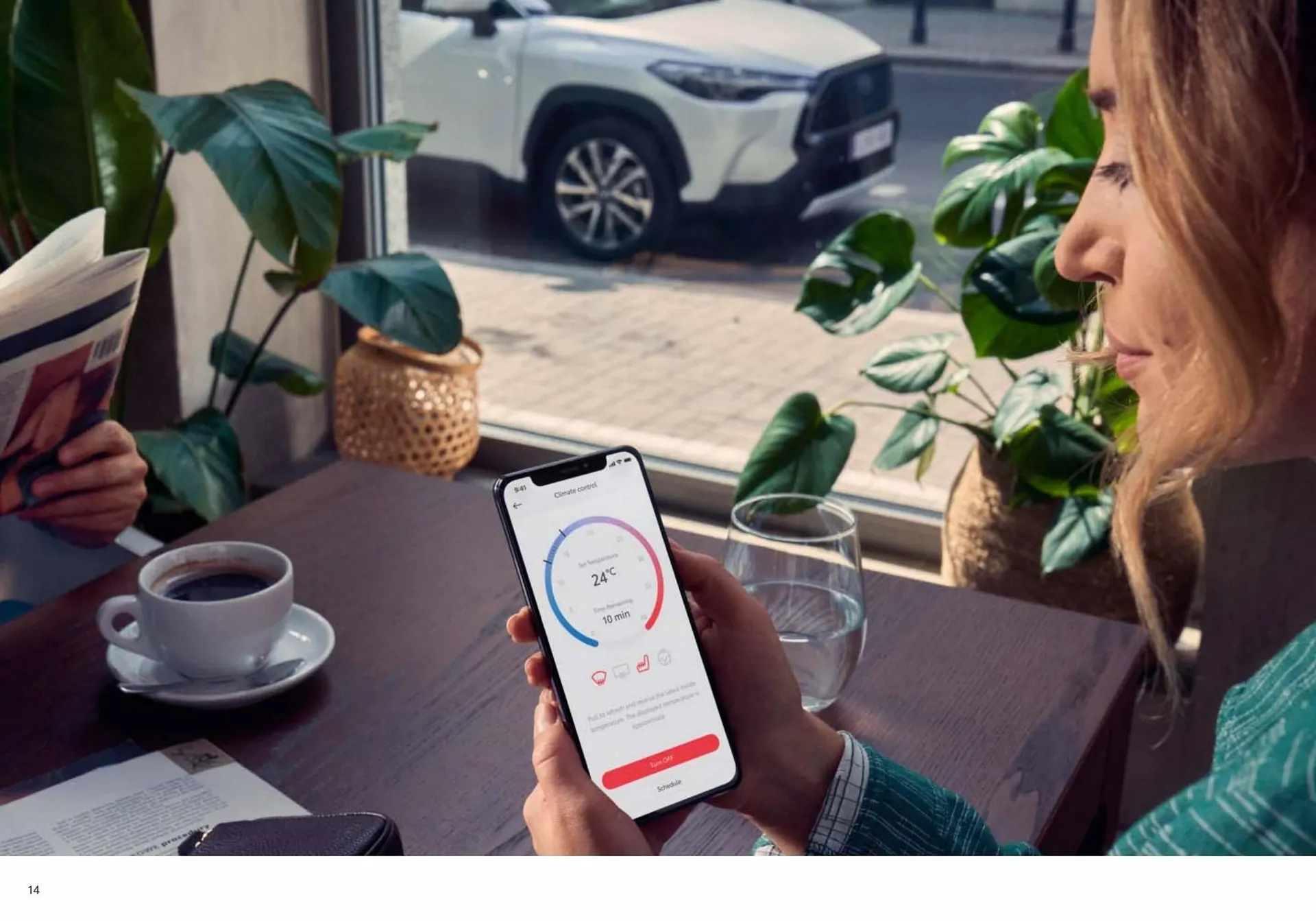 Toyota Corolla Cross folder van 8 januari tot 8 januari 2024 - Folder pagina 14