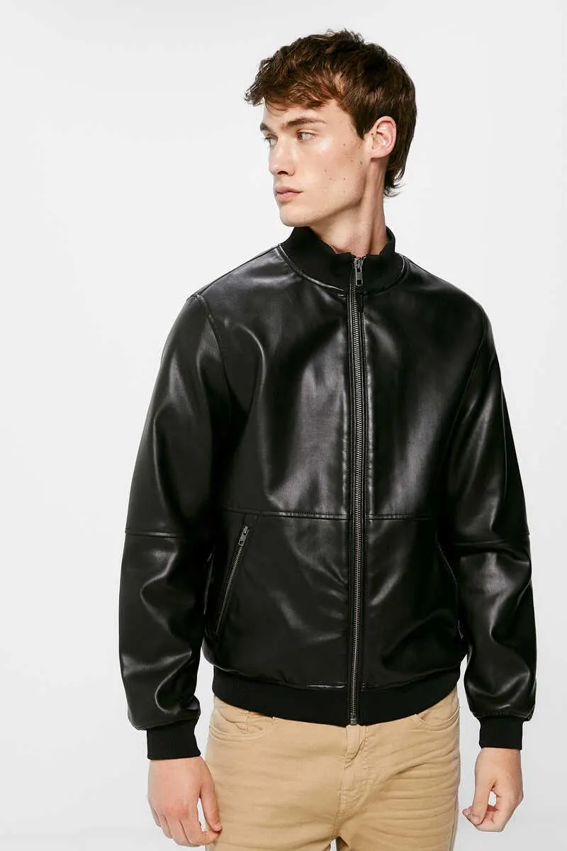 Cazadora cuelo alto efecto piel