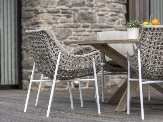 Manifesto Novara/Furato ellips 240cm dining tuinset 7-delig