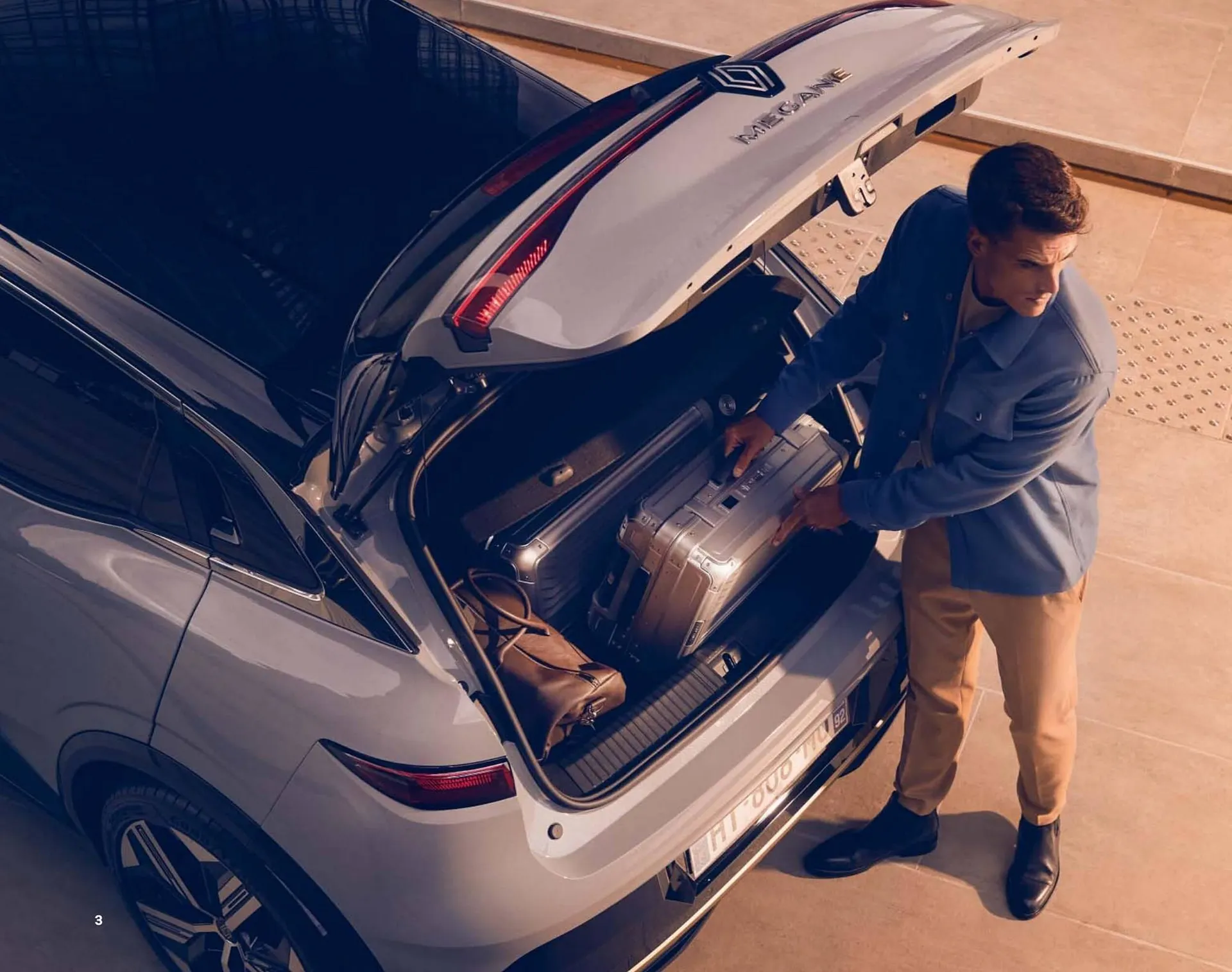 Renault Megane E-Tech folder van 20 januari tot 31 december 2023 - Folder pagina 25