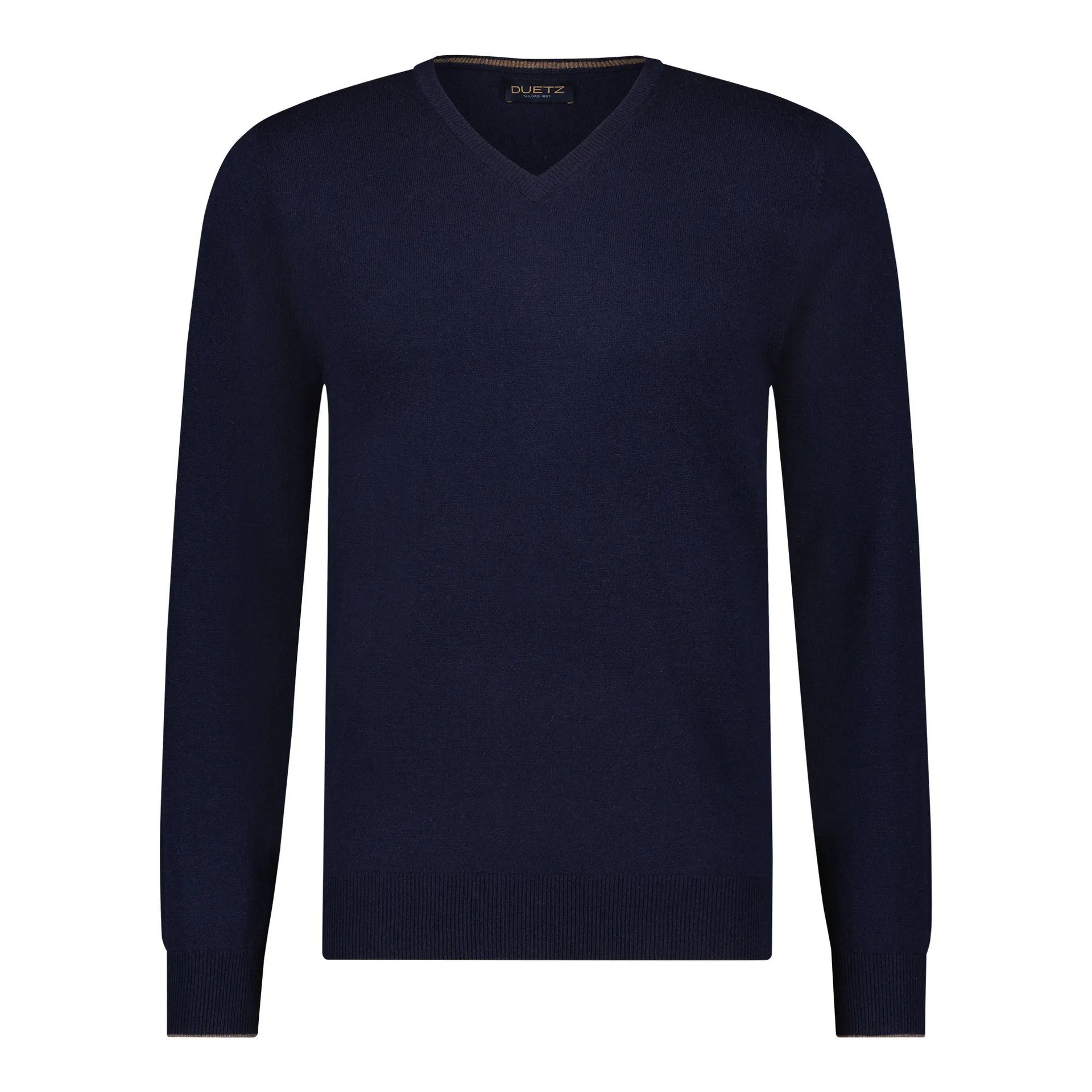 v-halstrui in 100% superfine lambswool