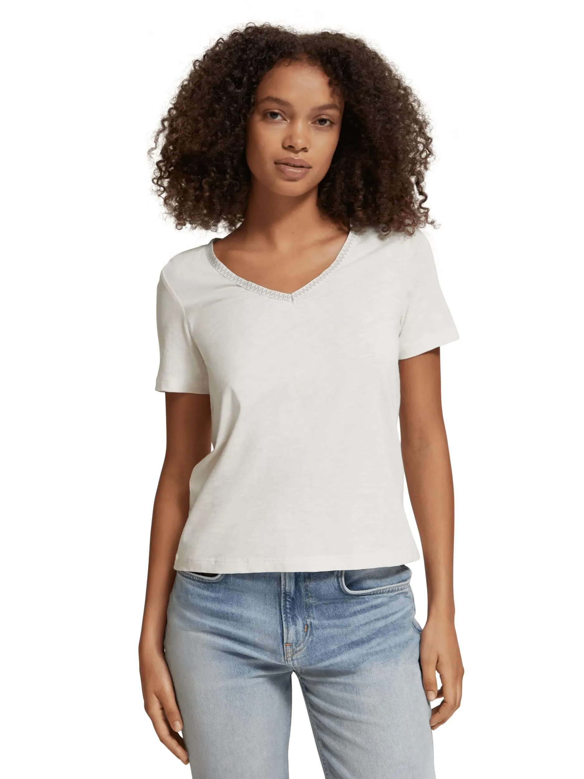 Short-sleeved V-neck T-shirt