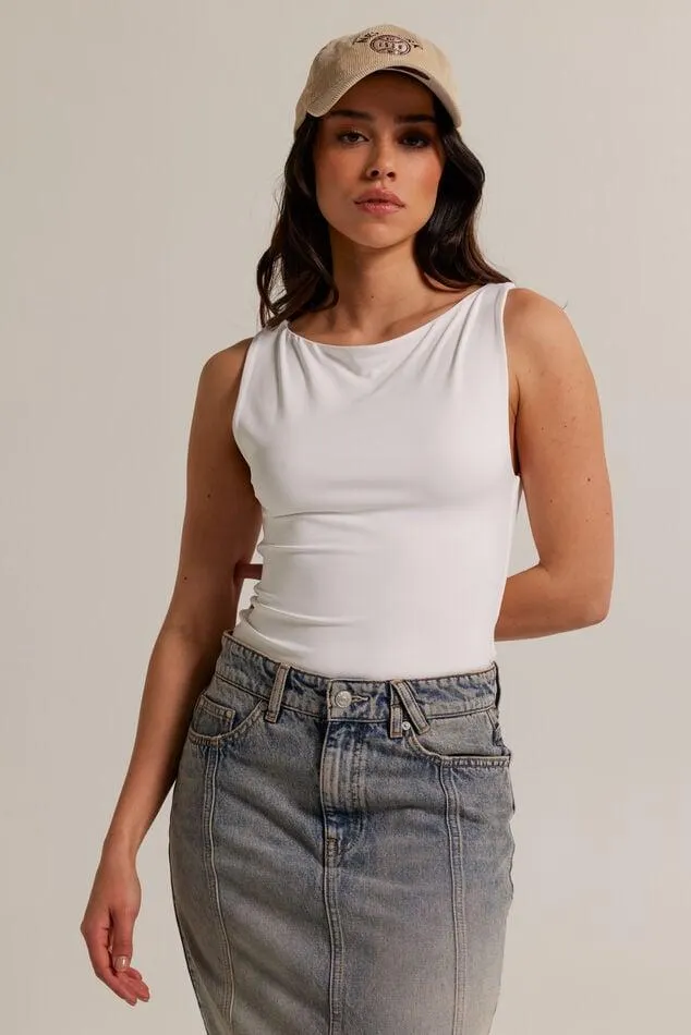 Basic top met ronde hals