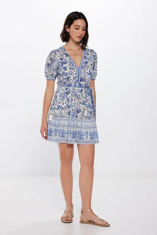 Vestido Corto Paisley Cenefas