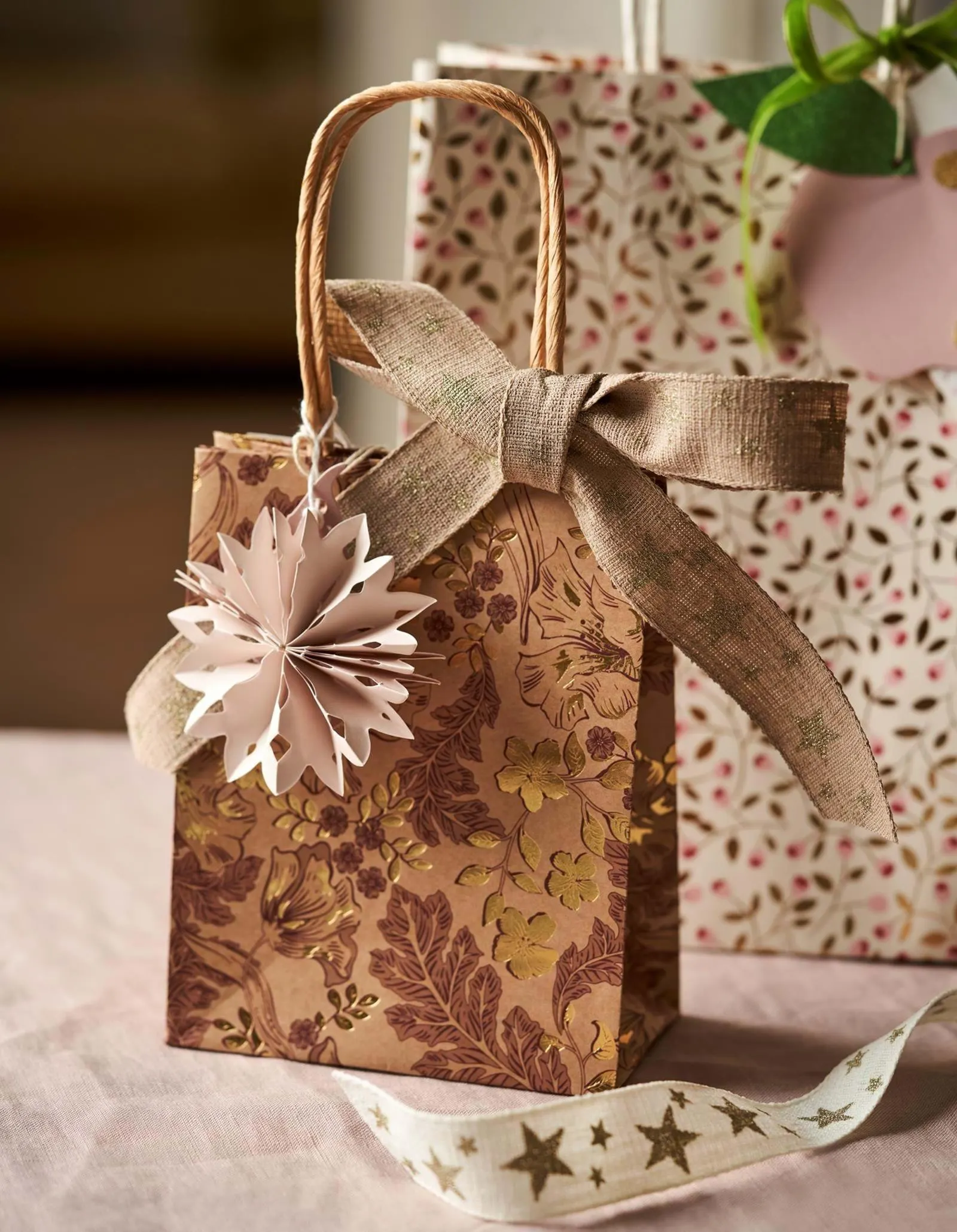 Lint Polyester. 25 mm x 4 m.