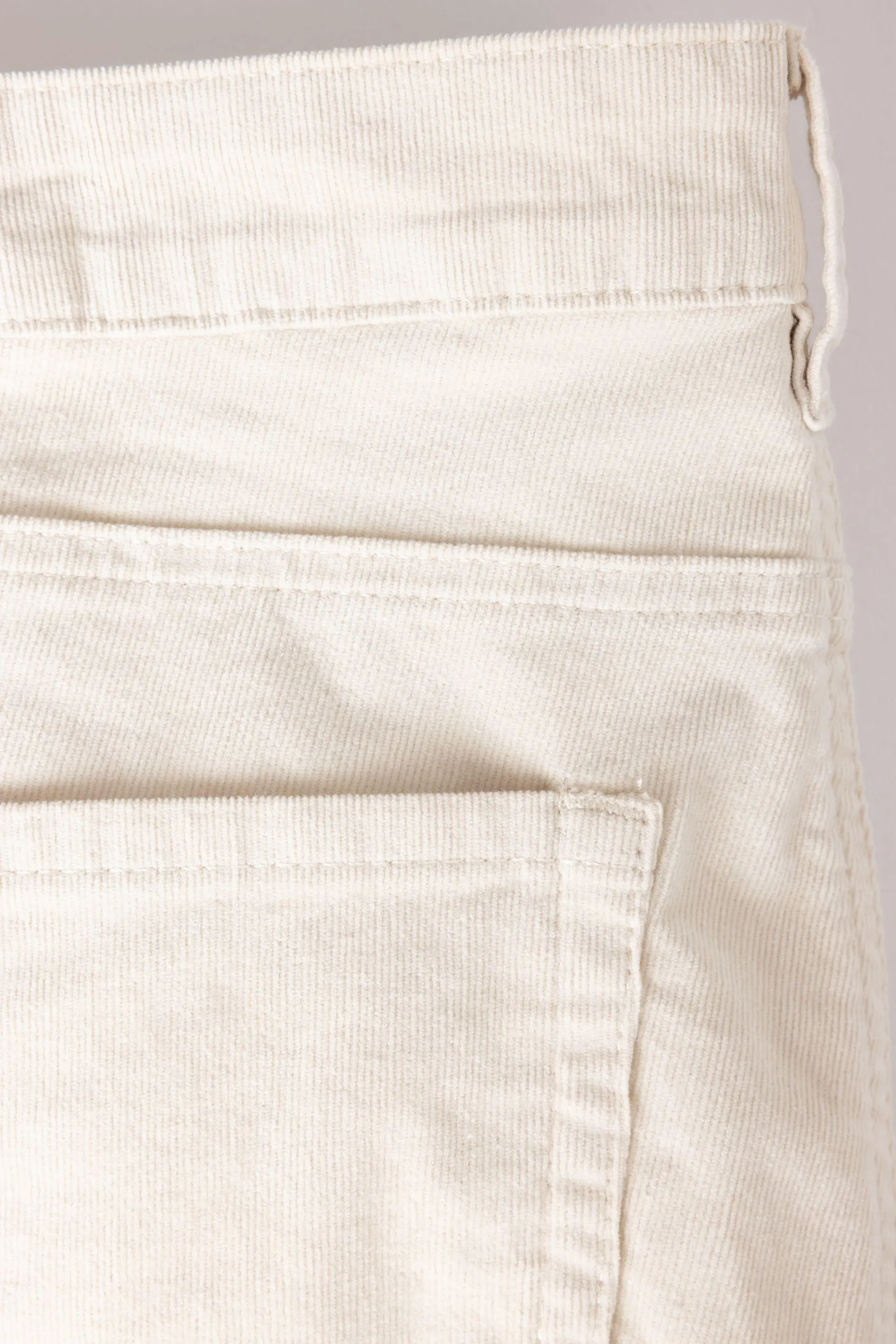 Flora jeans | Flared | Ecru | Velvet | L36