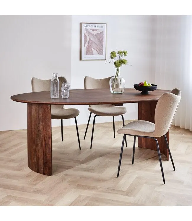 Ovale eettafel Yves walnoot finish 200x110 cm