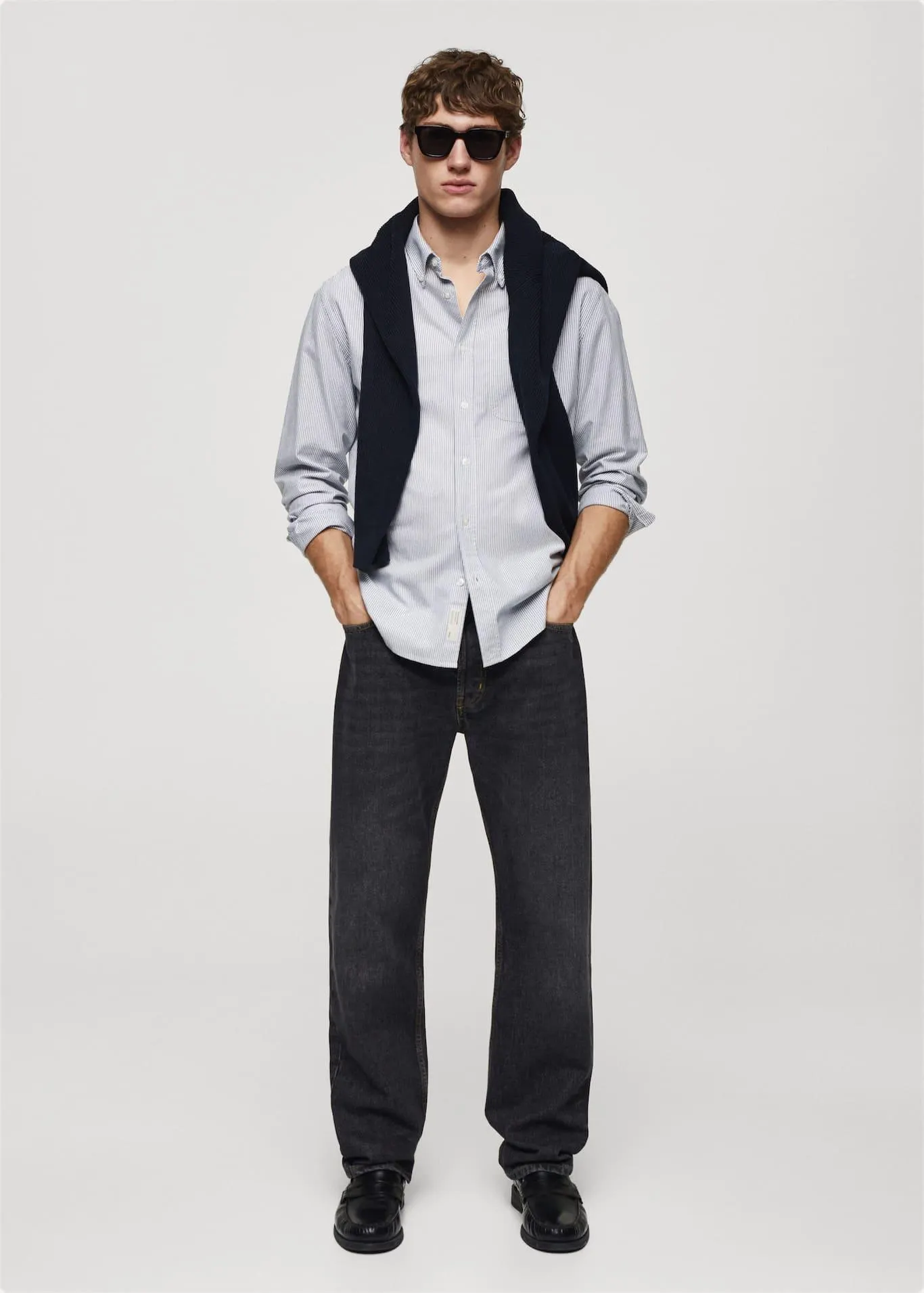 Relaxed-fit dark wash jeans