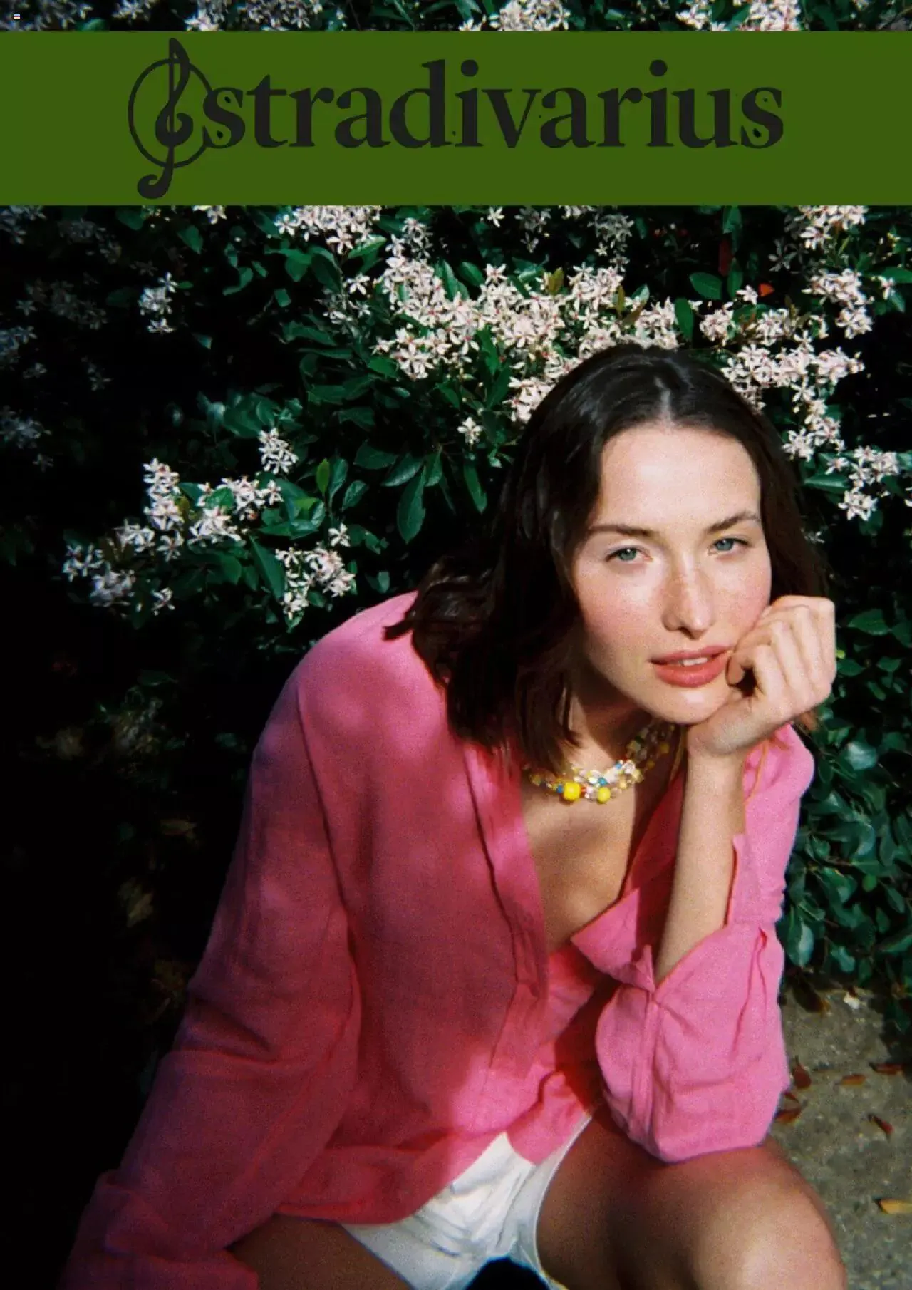 Stradivarius - Folder van 29 april tot 31 december 2024 - Folder pagina 12