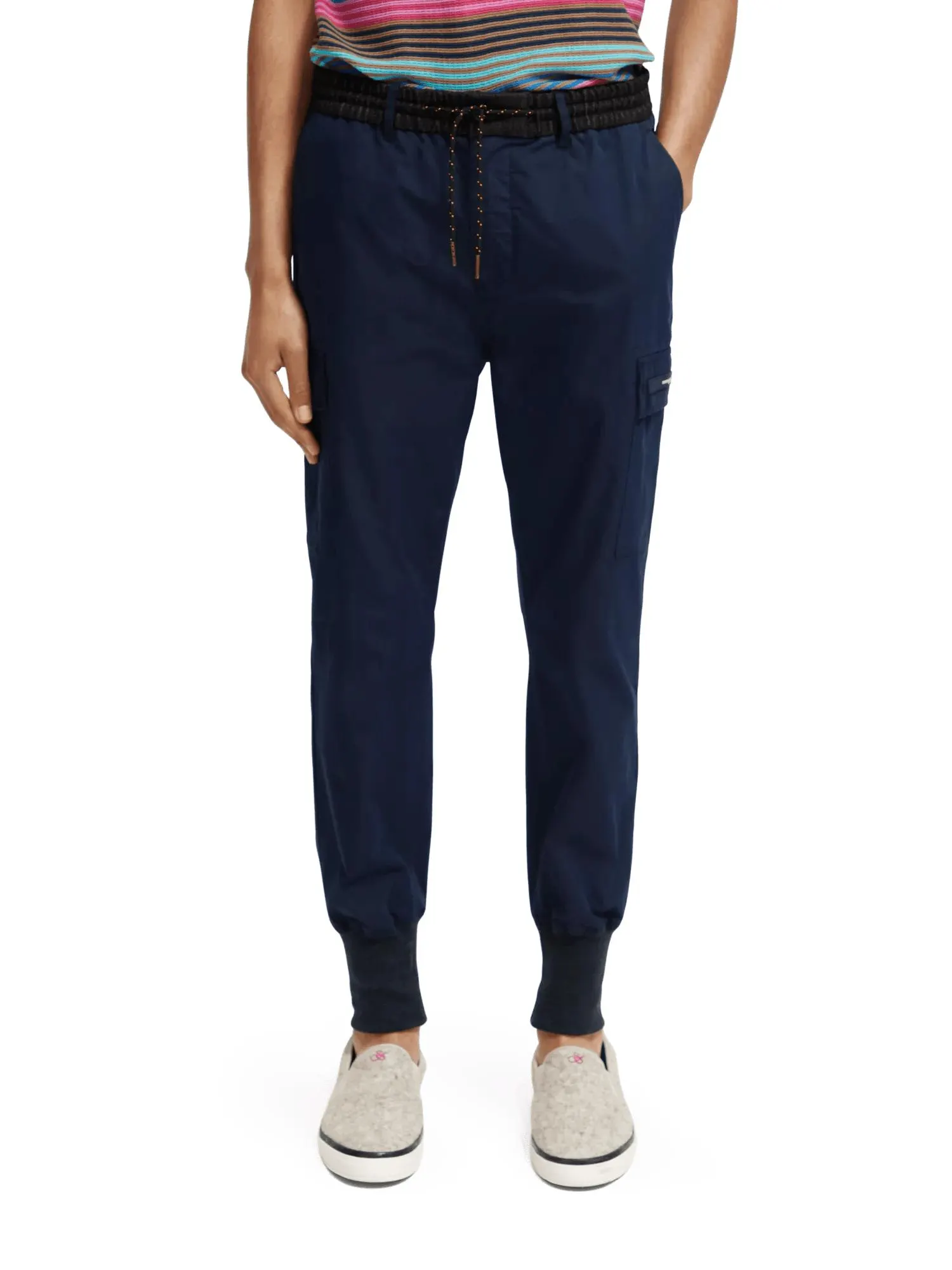 Cropped cargo jogger