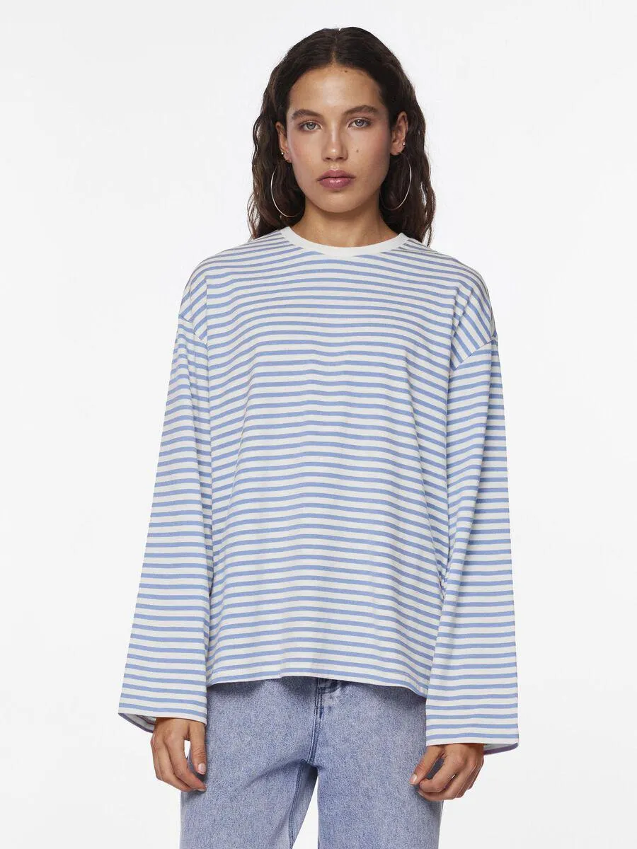 TOP MET LANGE MOUWEN