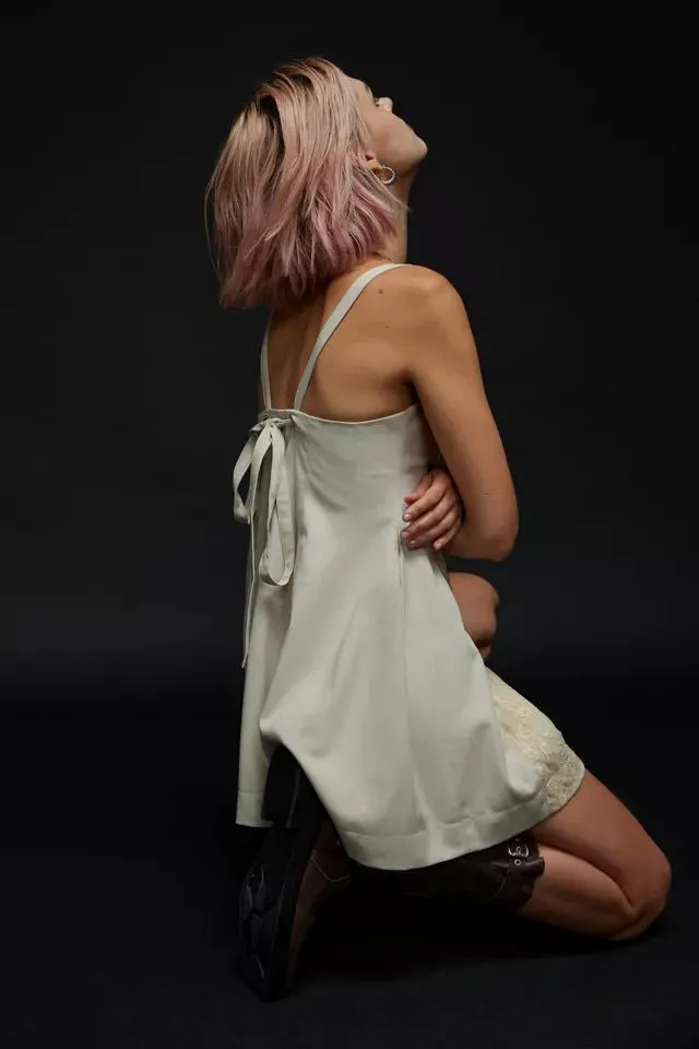 Zemeta Renaissance Lace-Inset Mini Dress