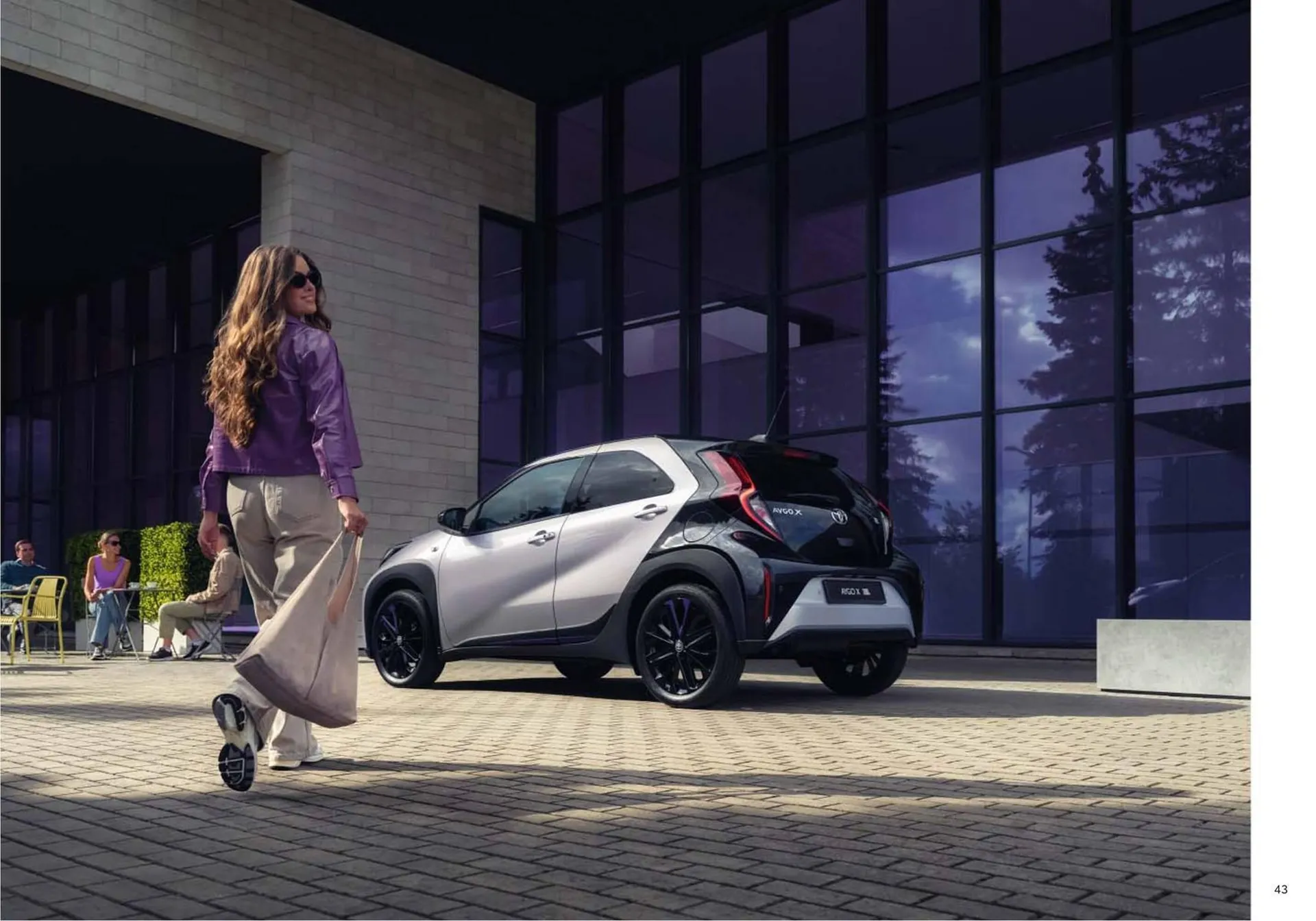 Toyota folder van 29 augustus tot 27 september 2025 - Folder pagina 43