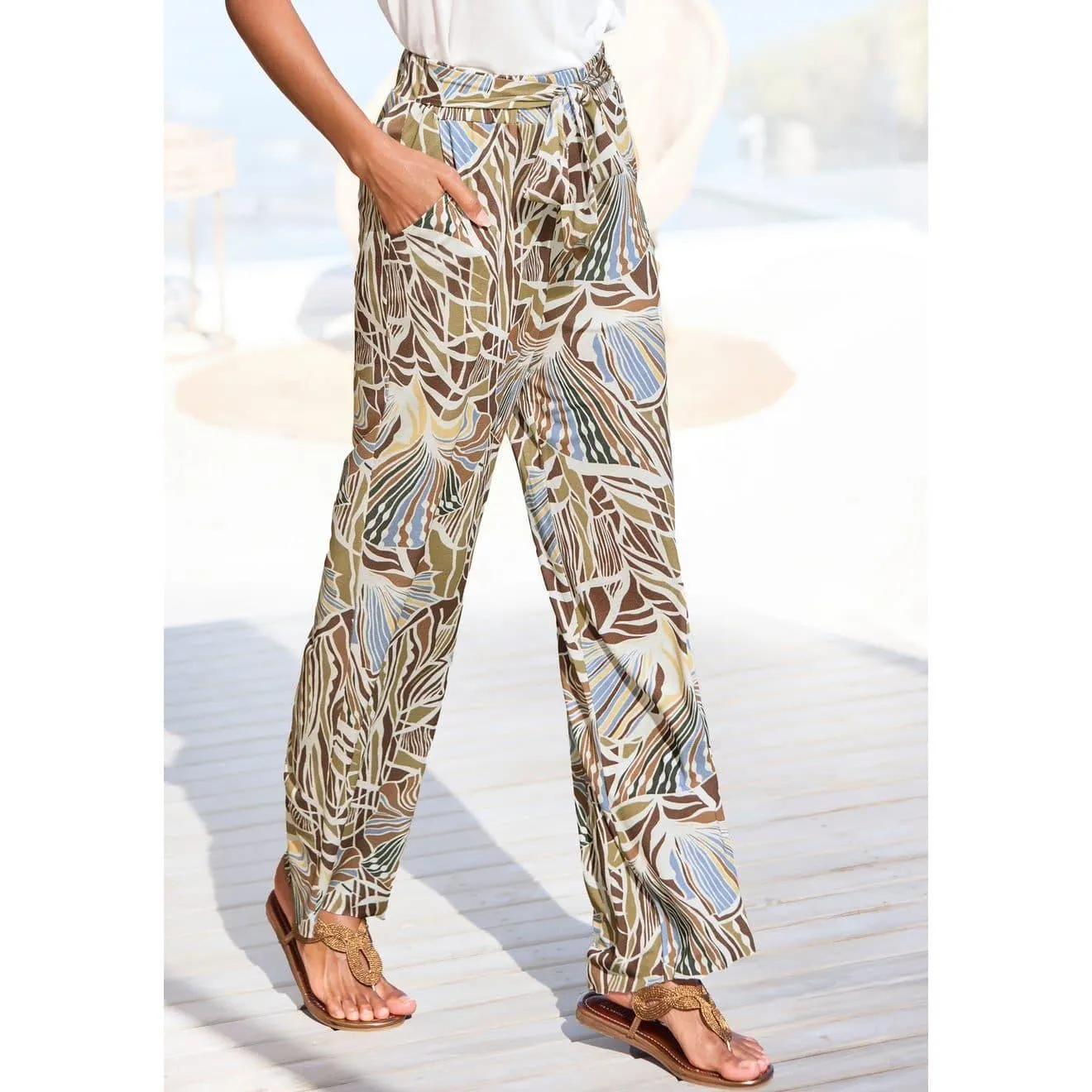 Lascana Palazzobroek van viscose-jersey, zomerbroek met alloverprint en zakken