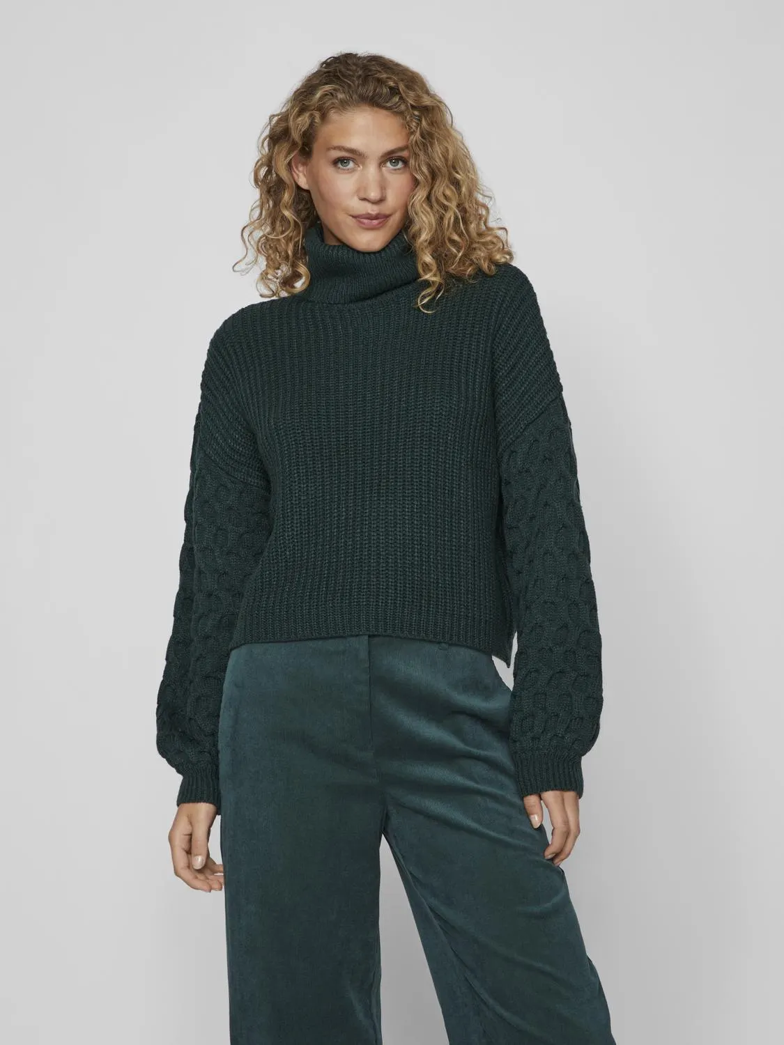 VIOA Pullover - Ponderosa Pine