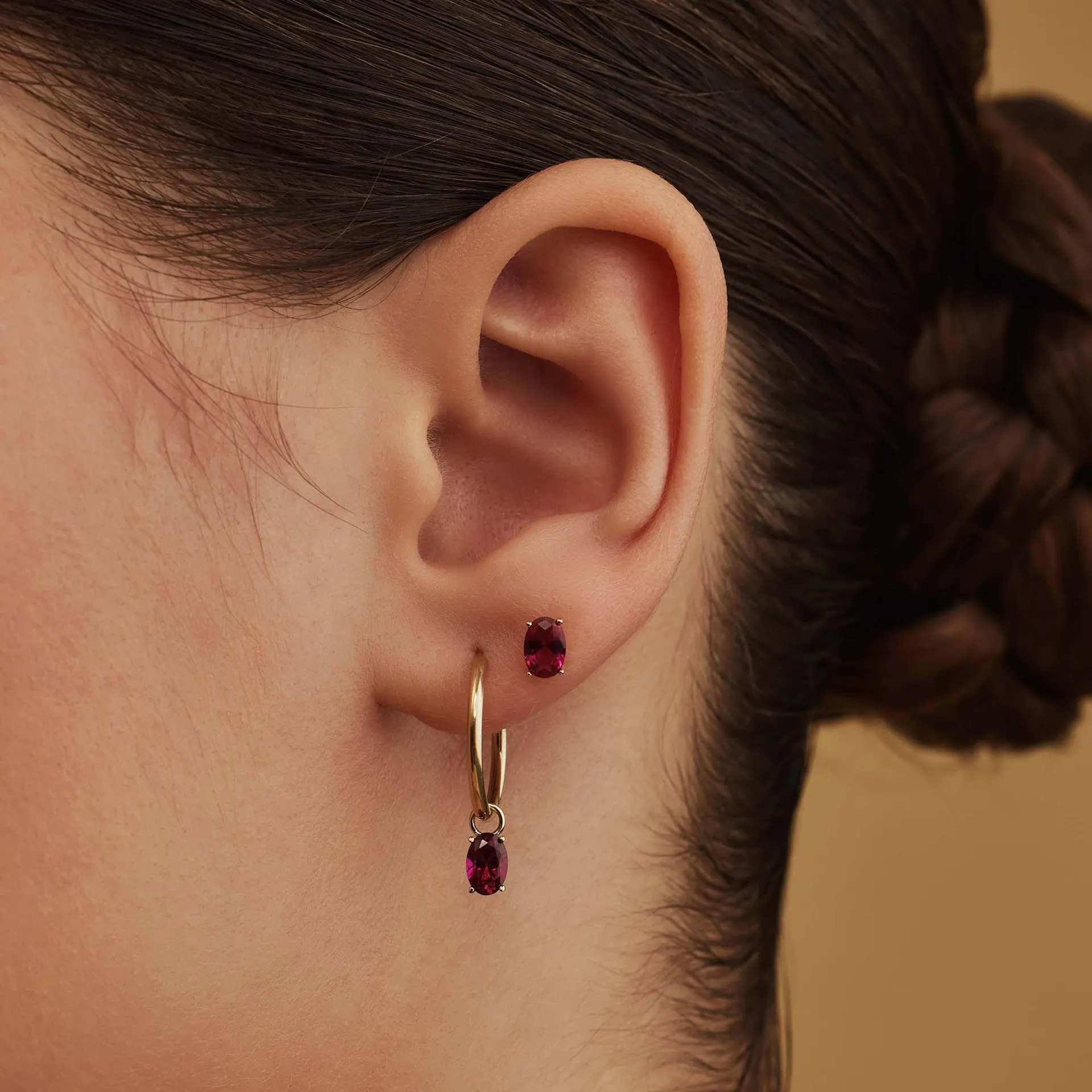 Isabel Bernard Baguette Roux 14 karaat gouden oorknoppen IB360130