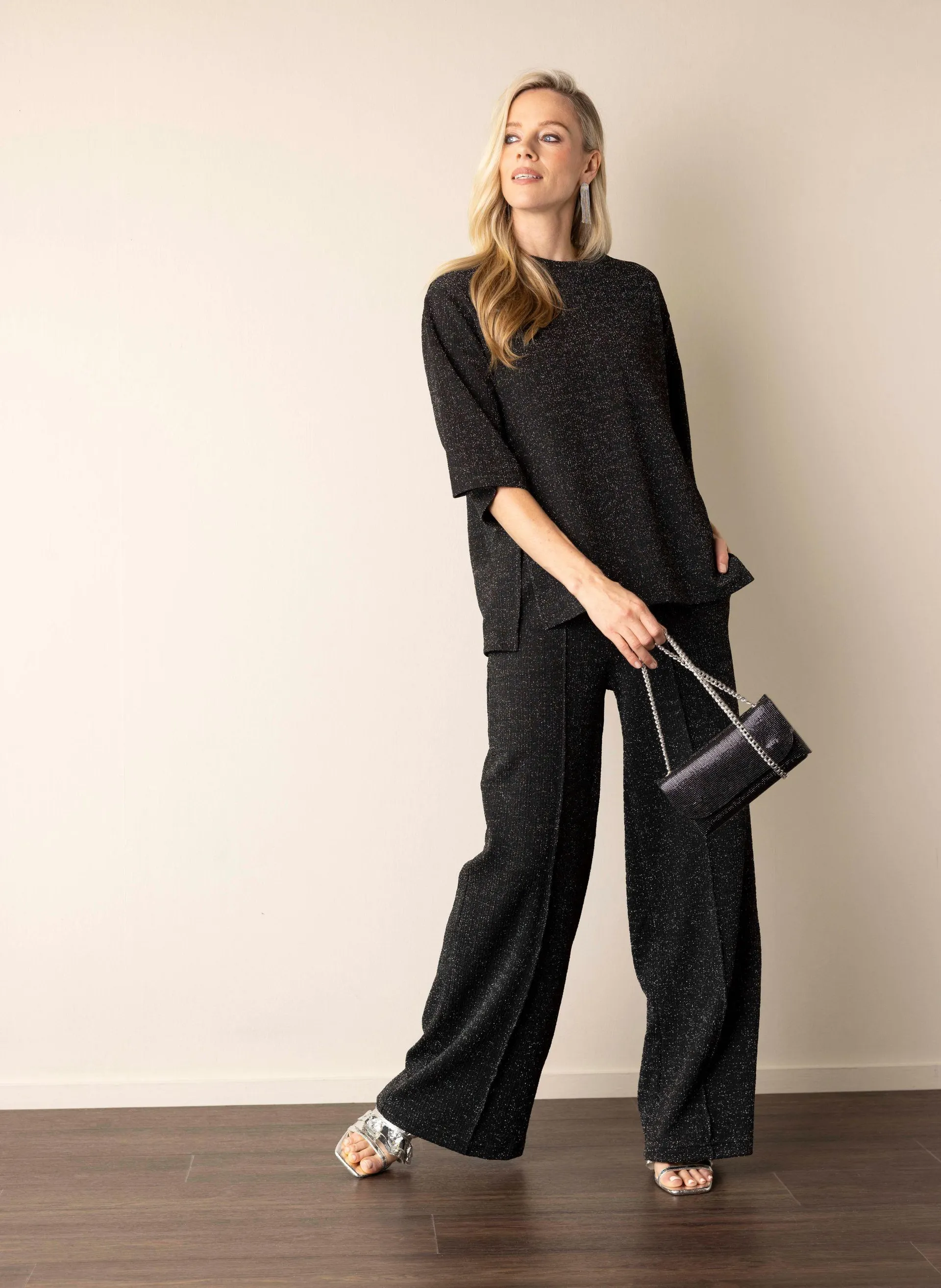 Zwarte broek met zilverkleurige lurex