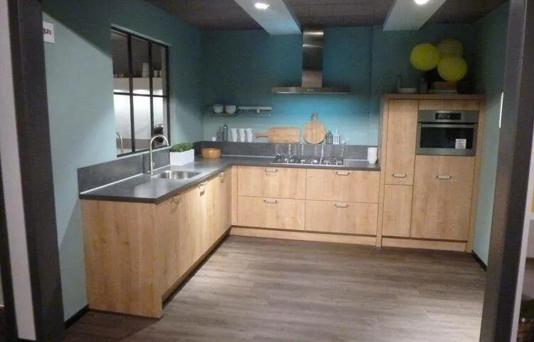 Showroom sale VALIRA-698 Cruquius