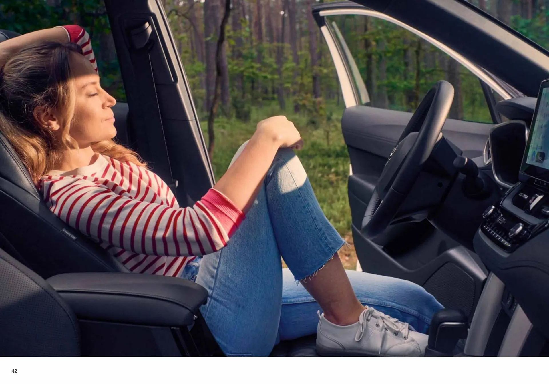 Toyota Corolla Cross folder van 8 januari tot 8 januari 2024 - Folder pagina 42