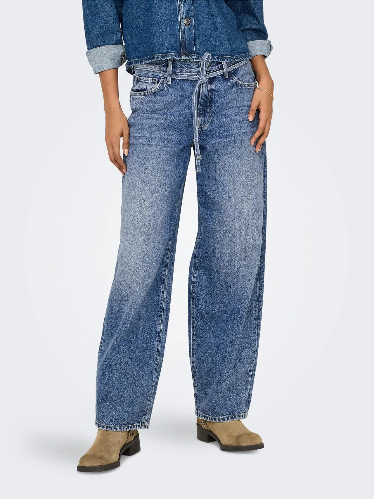 ONLGianna Mid Waist Straight Jeans