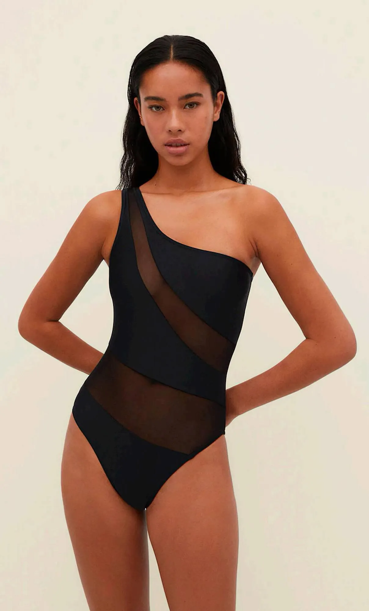 Stradivarius folder van 6 juni tot 20 juli 2023 - Folder pagina 2