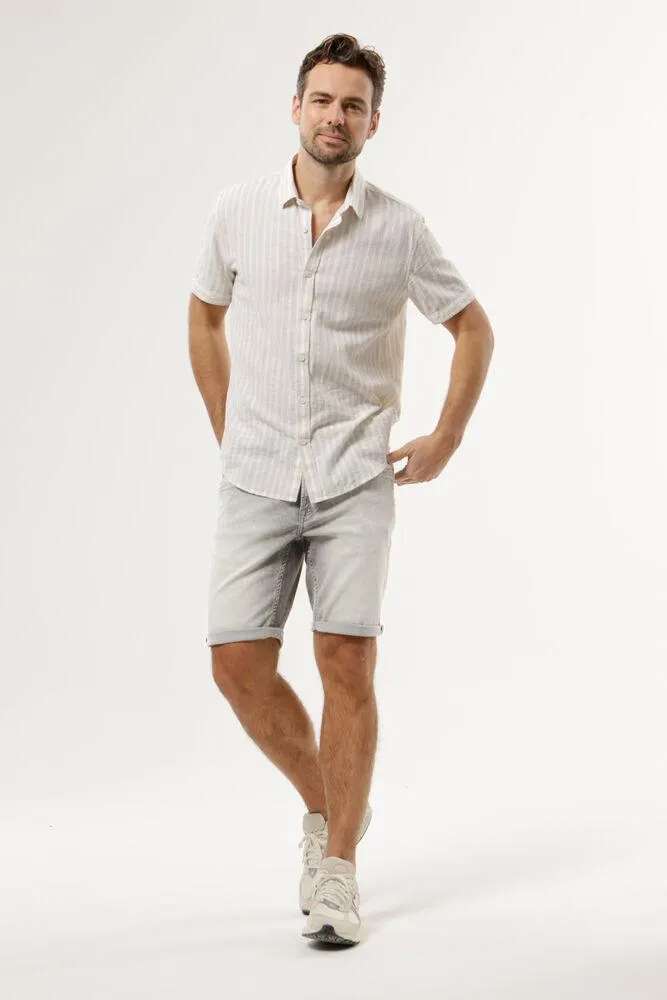 chief short iyan slim fit light used