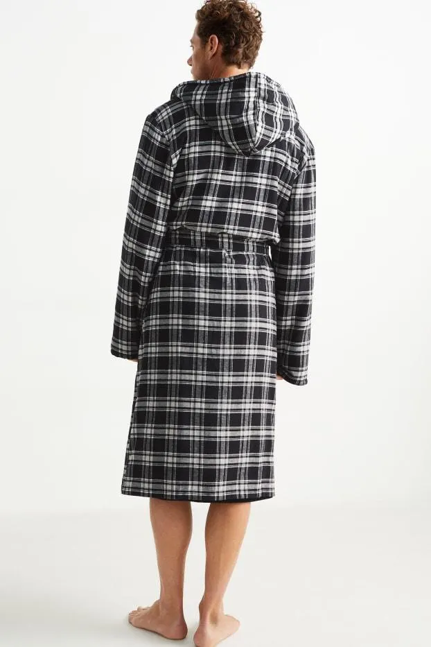 Flannel bathrobe - check