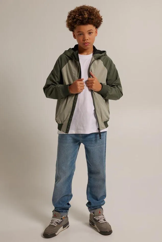 Korte jas met capuchon