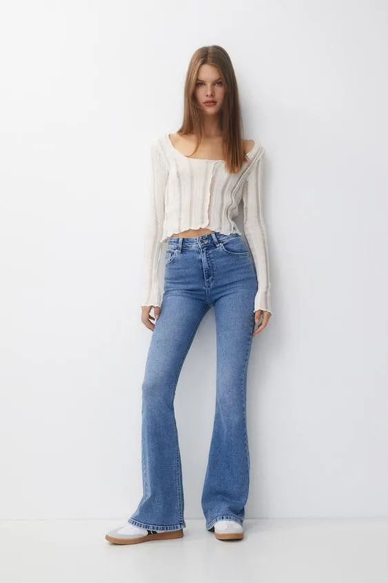 FLARED JEANS MET HOGE TAILLE