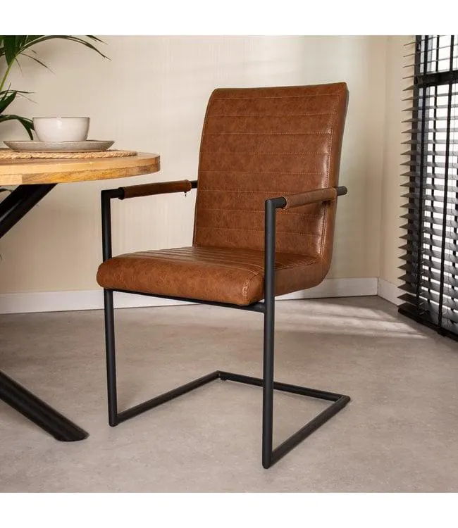Industriële eetkamerstoel Bras cognac met arm