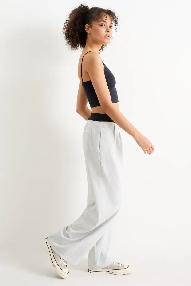 Cloth trousers - mid-rise waist - wide leg