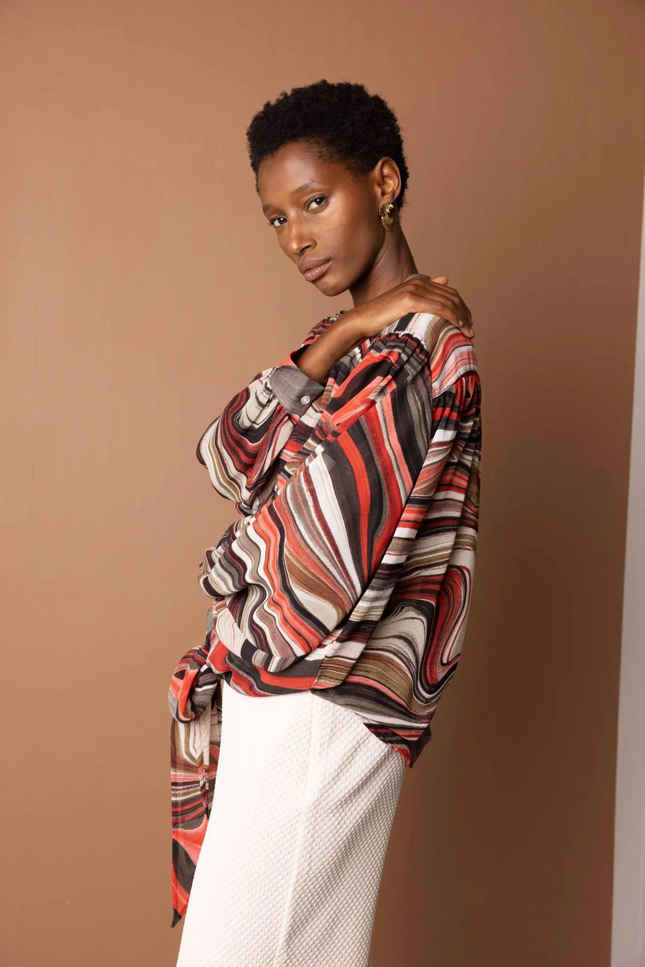 Kleurrijke blouse met golvend streeppatroon