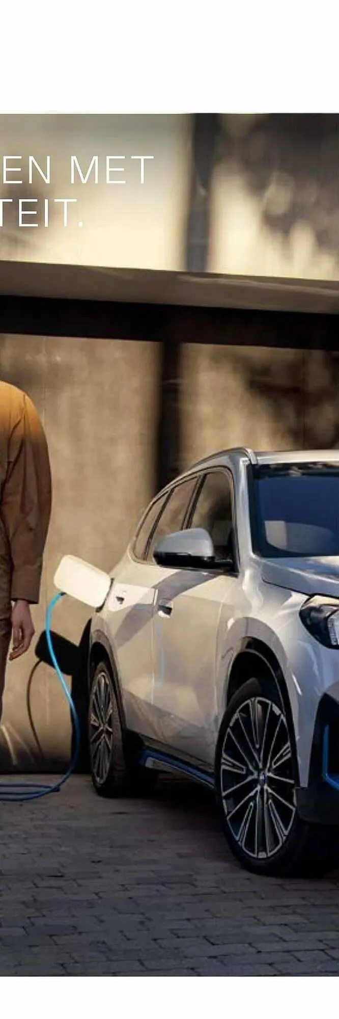 BMW folder - iX1 & X1 van 31 december tot 31 december 2023 - Folder pagina 43