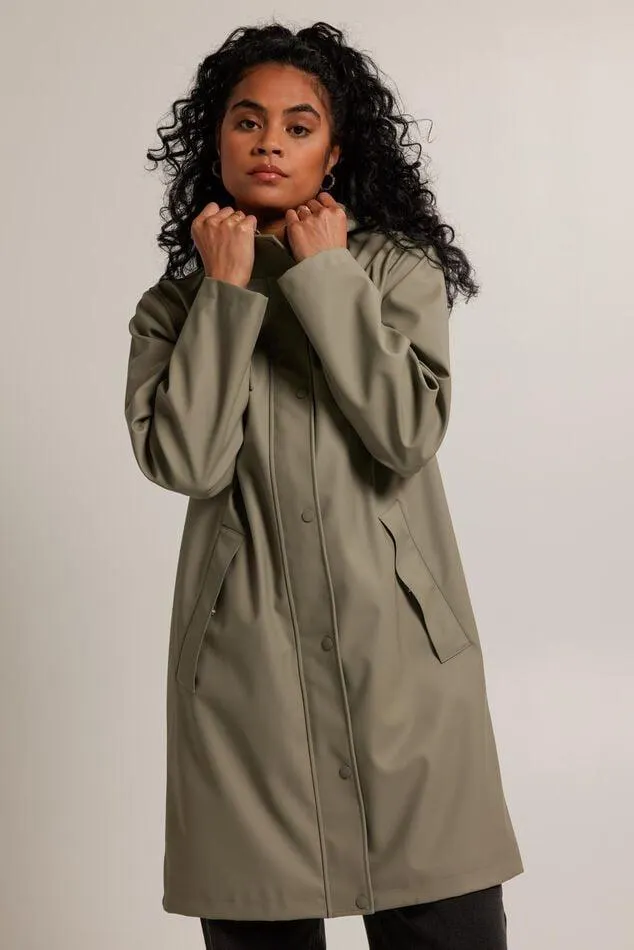 Lange regenjas met capuchon