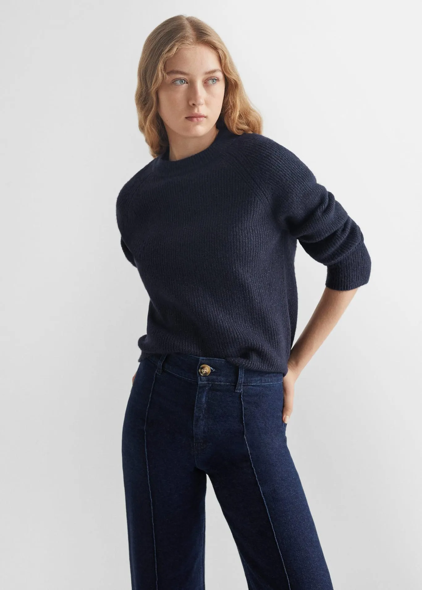 Glanzende gebreide trui