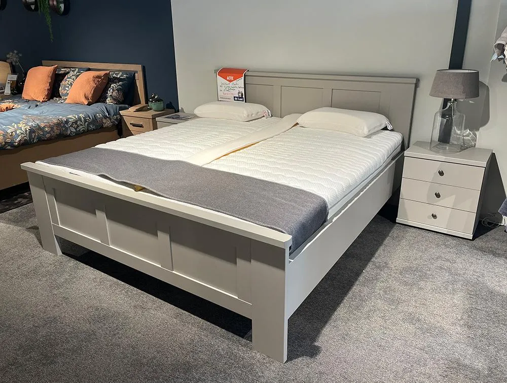 Marley ledikant incl. nachtkastjes (showroommodel)