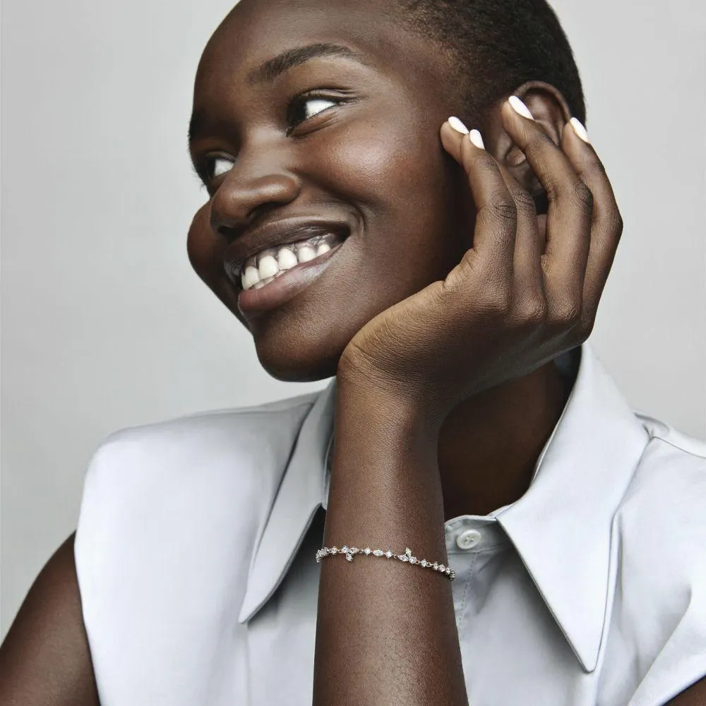 Timeless 925 Sterling Zilveren Sparkling Herbarium Cluster Chain Armband 592631C01