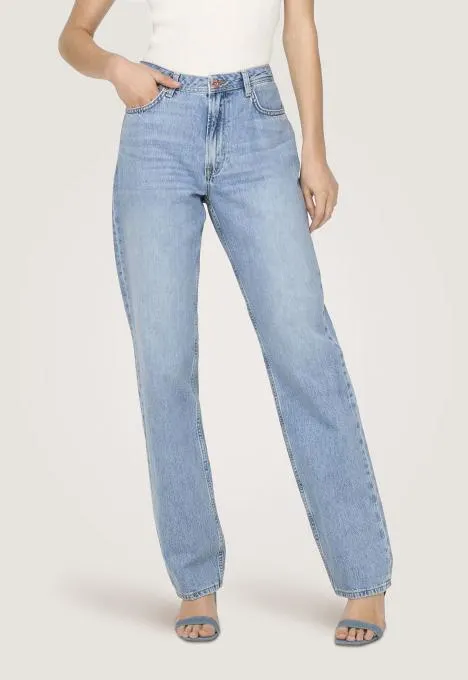 Jaci Straight Jeans