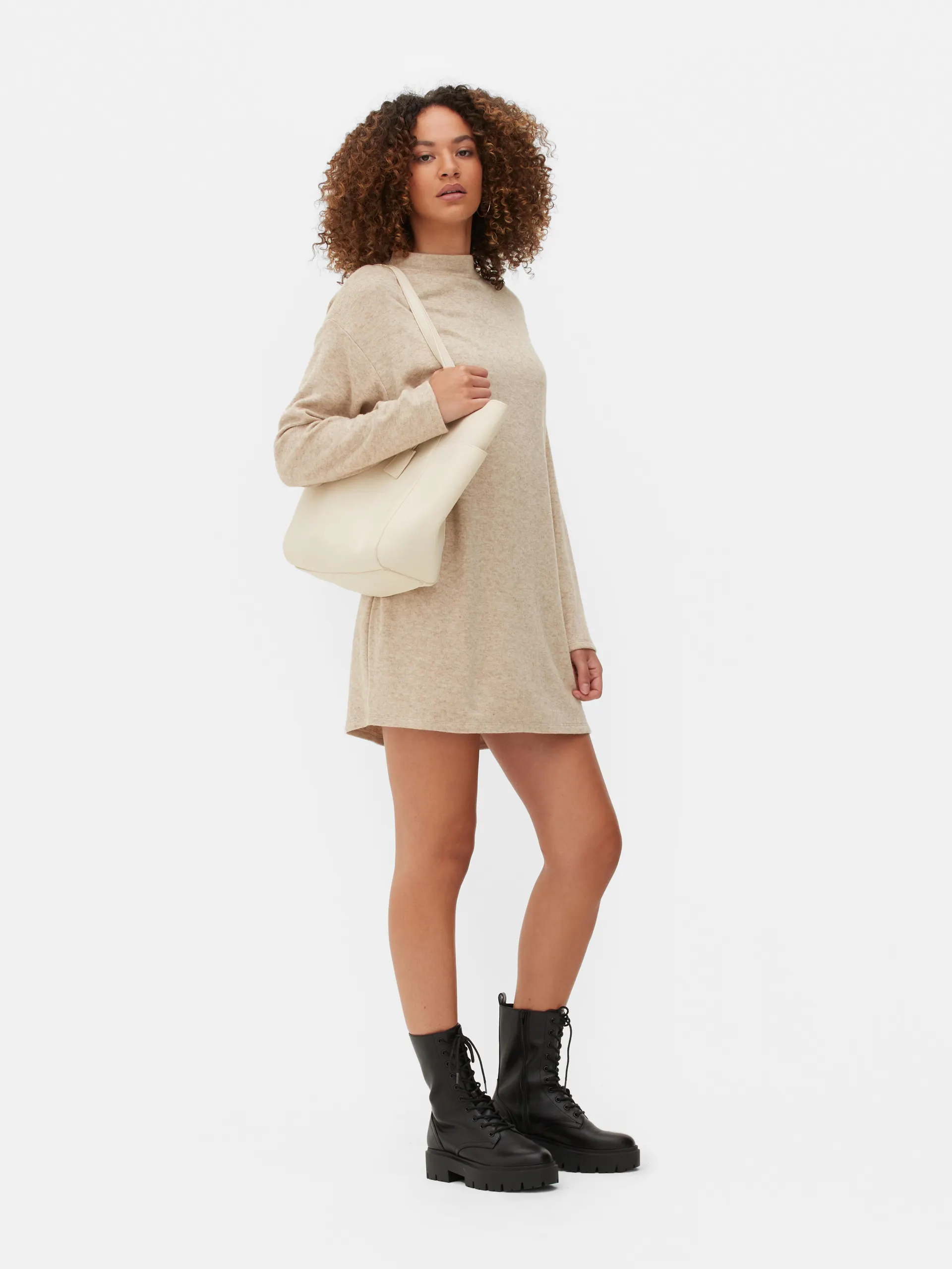 Mini-jurk met hoge hals