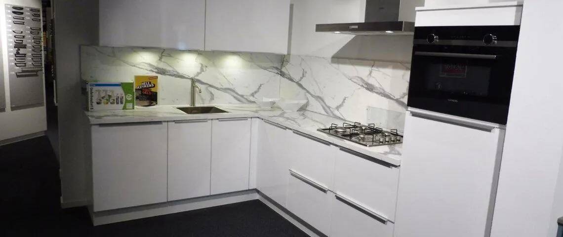 Showroom sale SIGNUM-200-F Utrecht