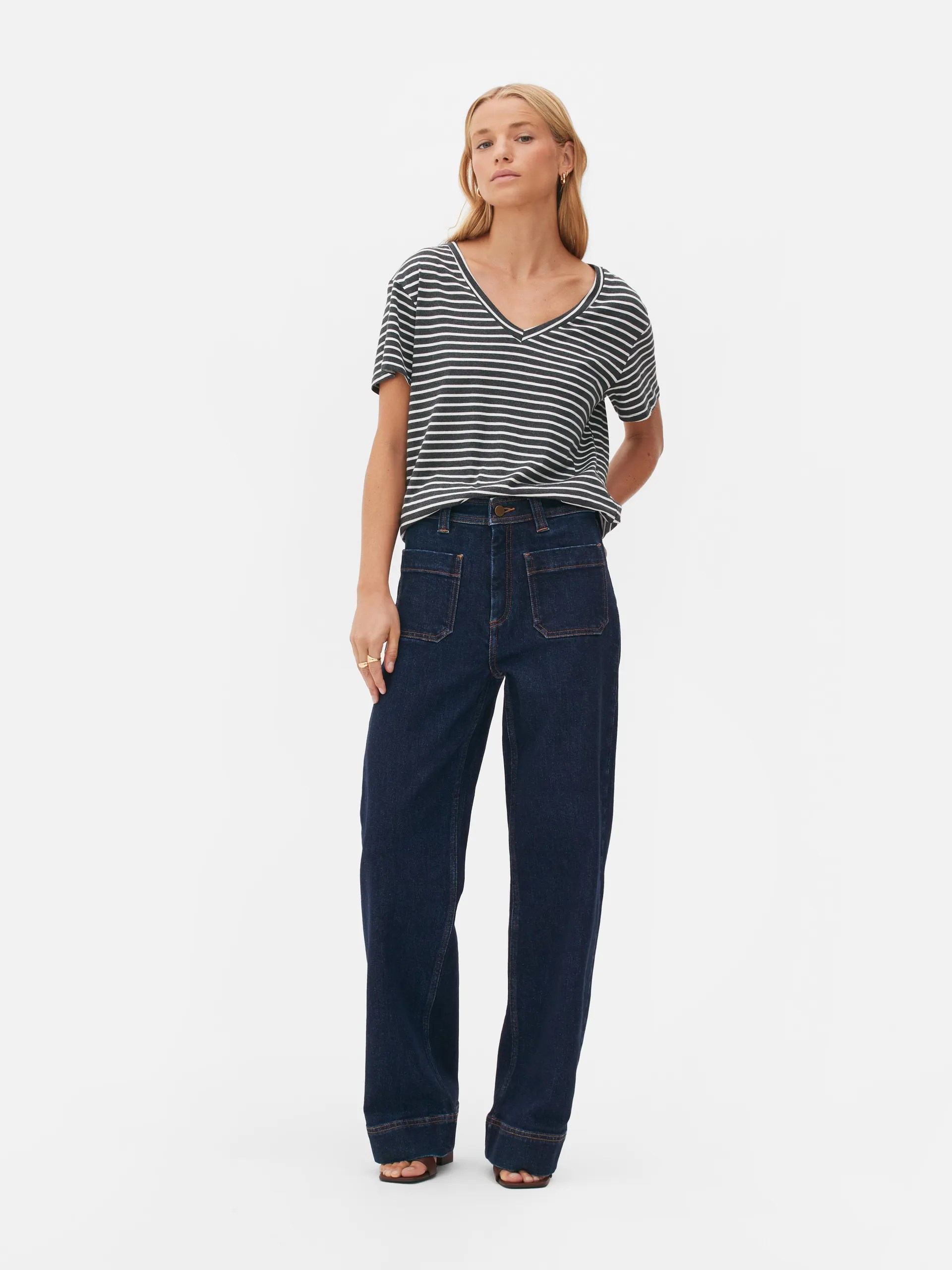 Jeans met wijde pijpen en opgestikte zakken The Edit