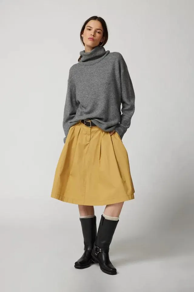 UO Tinsley Oversized Turtleneck Sweater