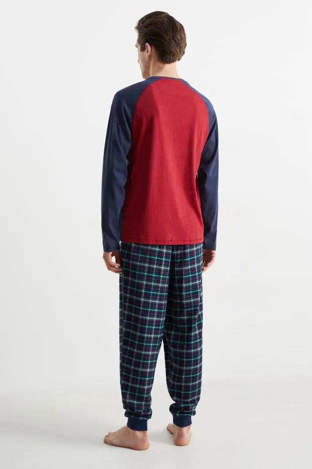 Christmas pyjamas with flannel bottoms