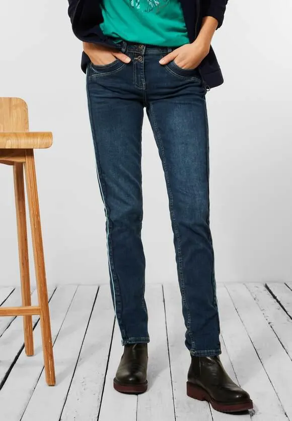 Loose fit jeans