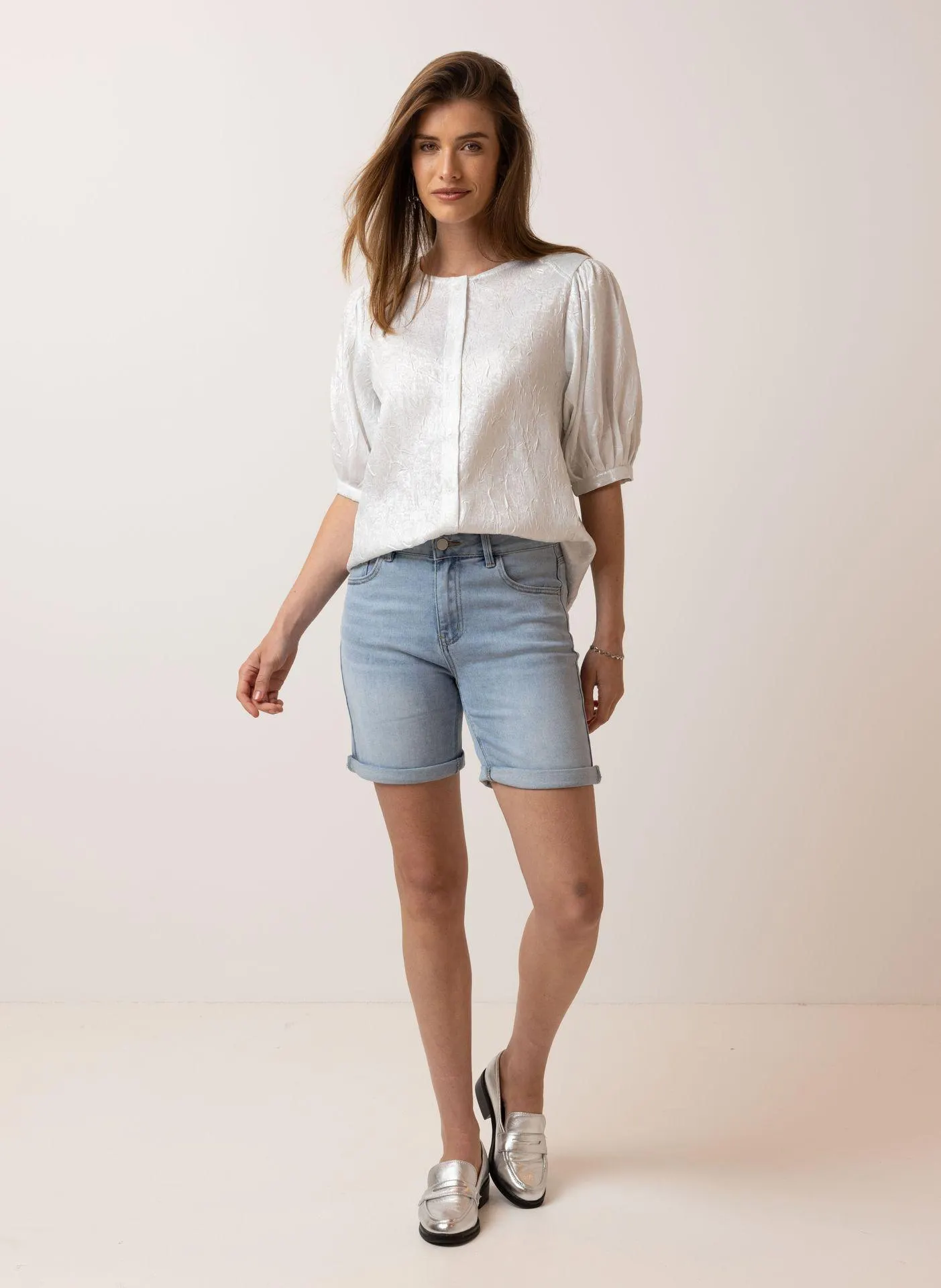 Zilverkleurige blouse met kreukeffect