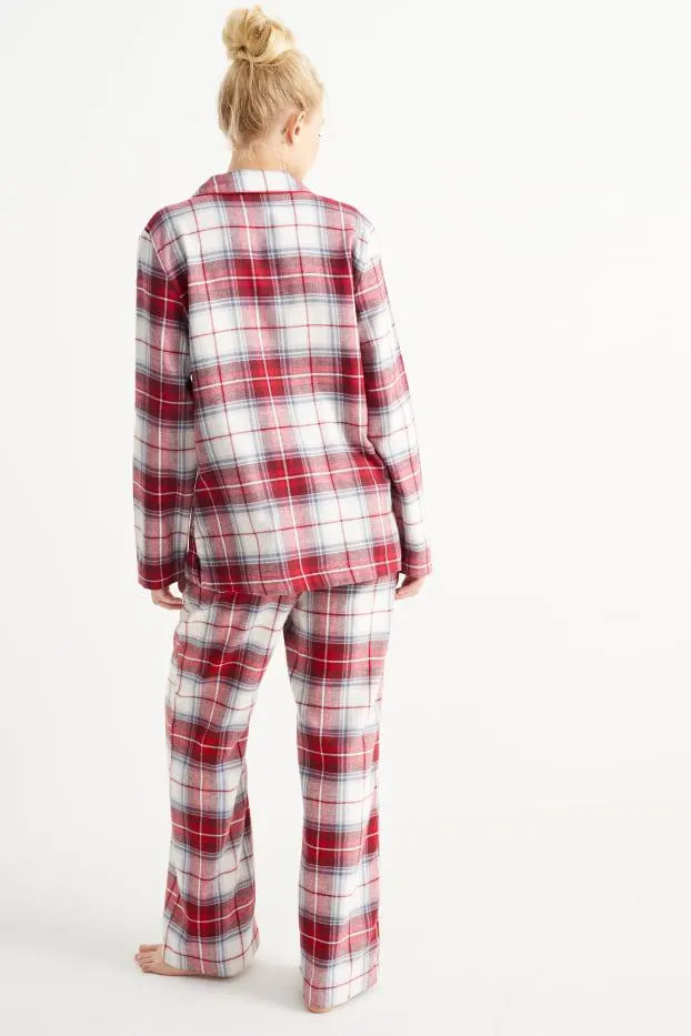 Flannel pyjamas - check