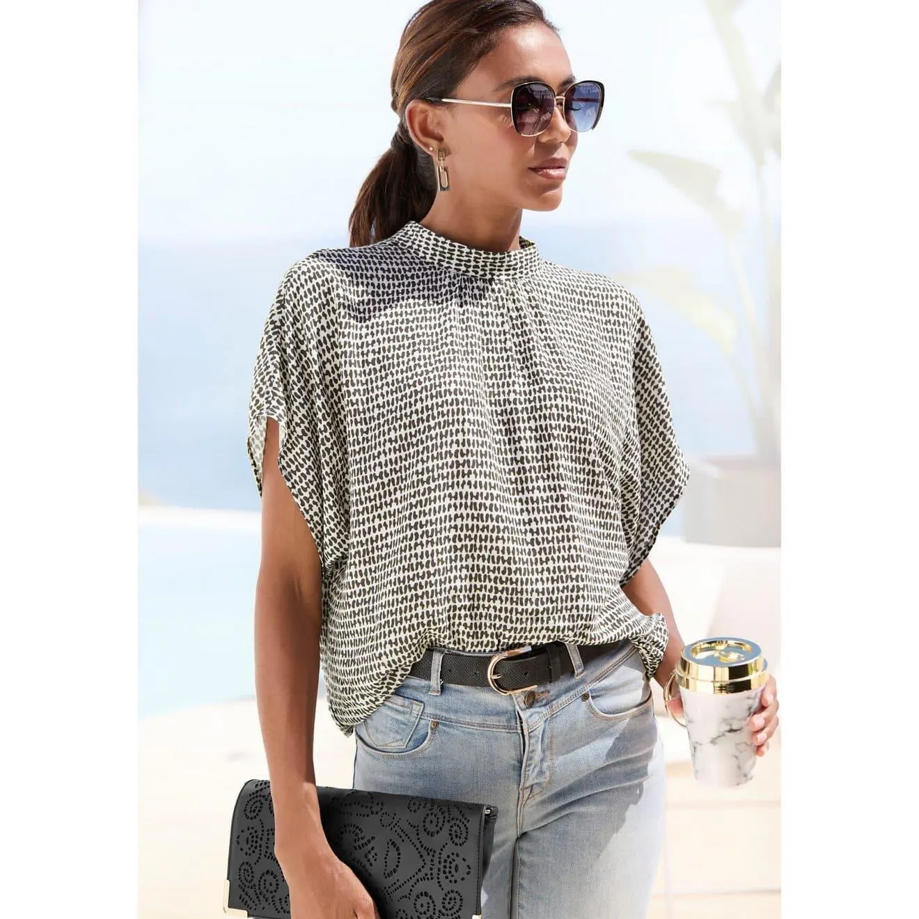 Lascana Blouse met korte mouwen met all-over print, damesblouse, sportief elegant